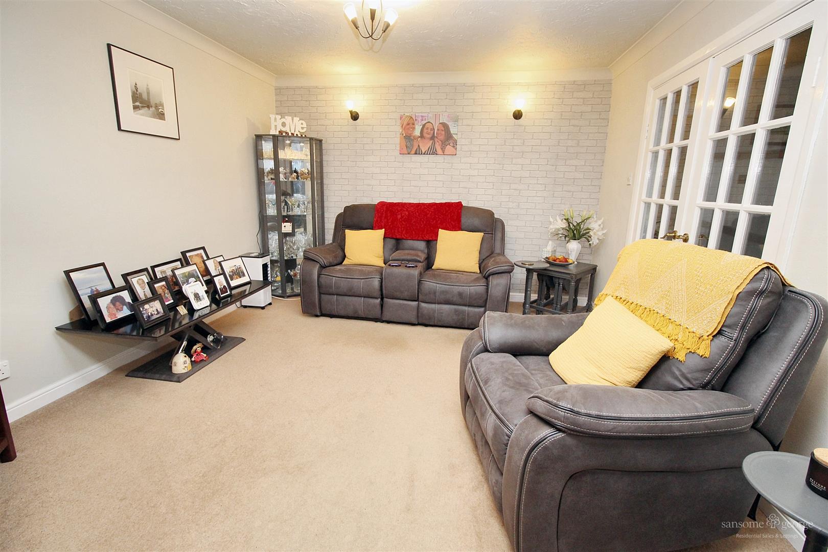 Cecil Aldin Drive, Tilehurst, Reading